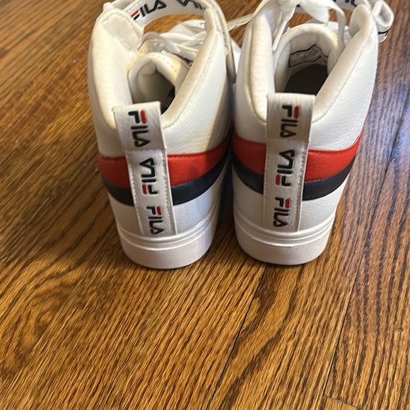 Fila sneakers new - Picture 3 of 5